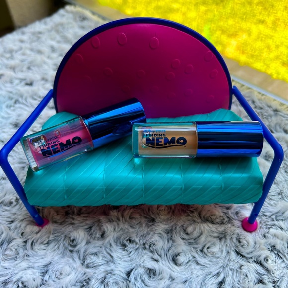 Revolution Finding Nemo Bundle! - Picture 2 of 6